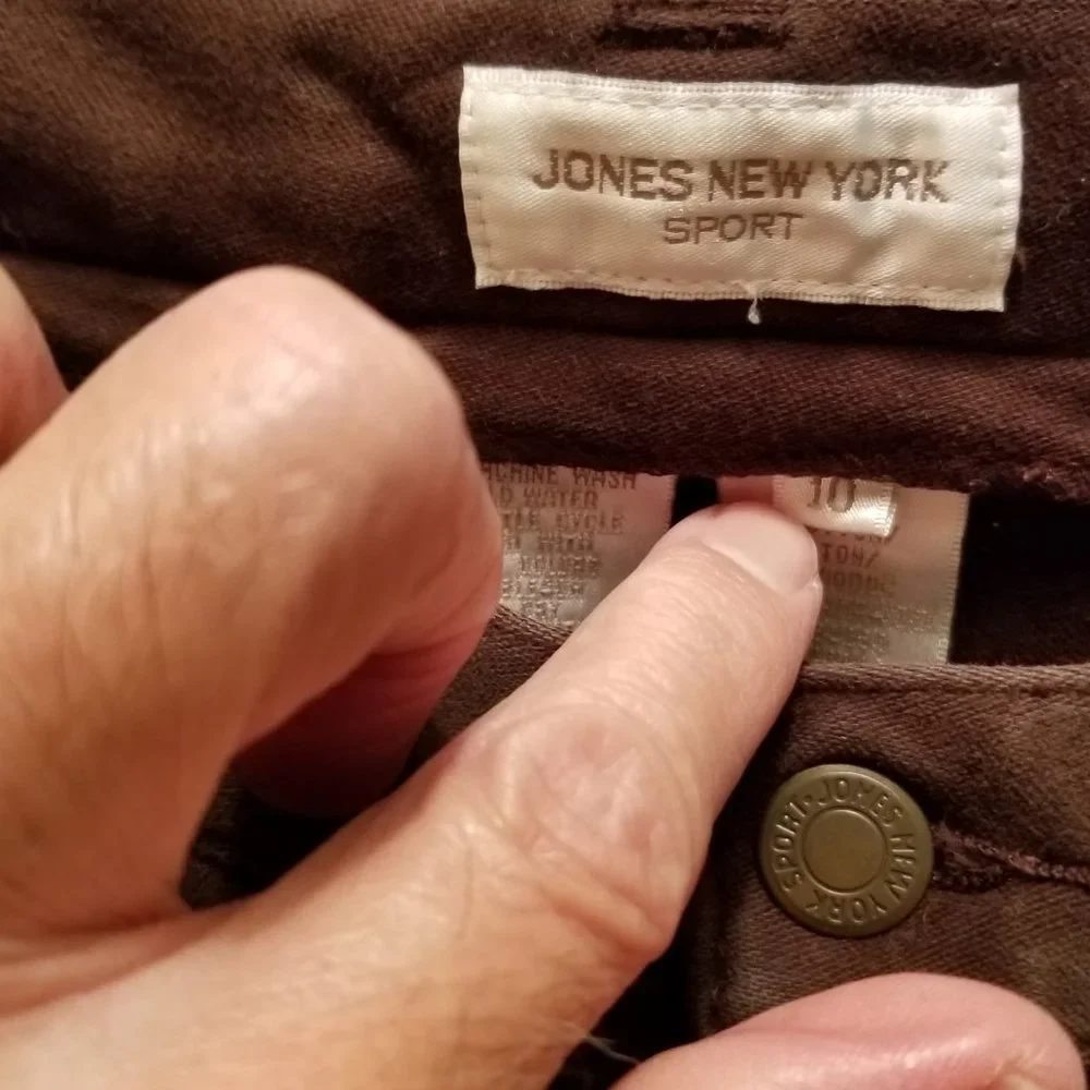 Vintage Jones NY Brown Jeans. Resembles “Suede” Cloth size 10 - Picture 10 of 14